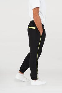 <tc>Men's BioNTex™ Jogger with Contrast Piping</tc>